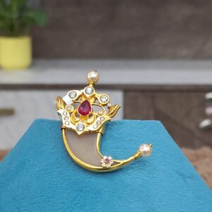 Traditional Puligoru CZ Locket