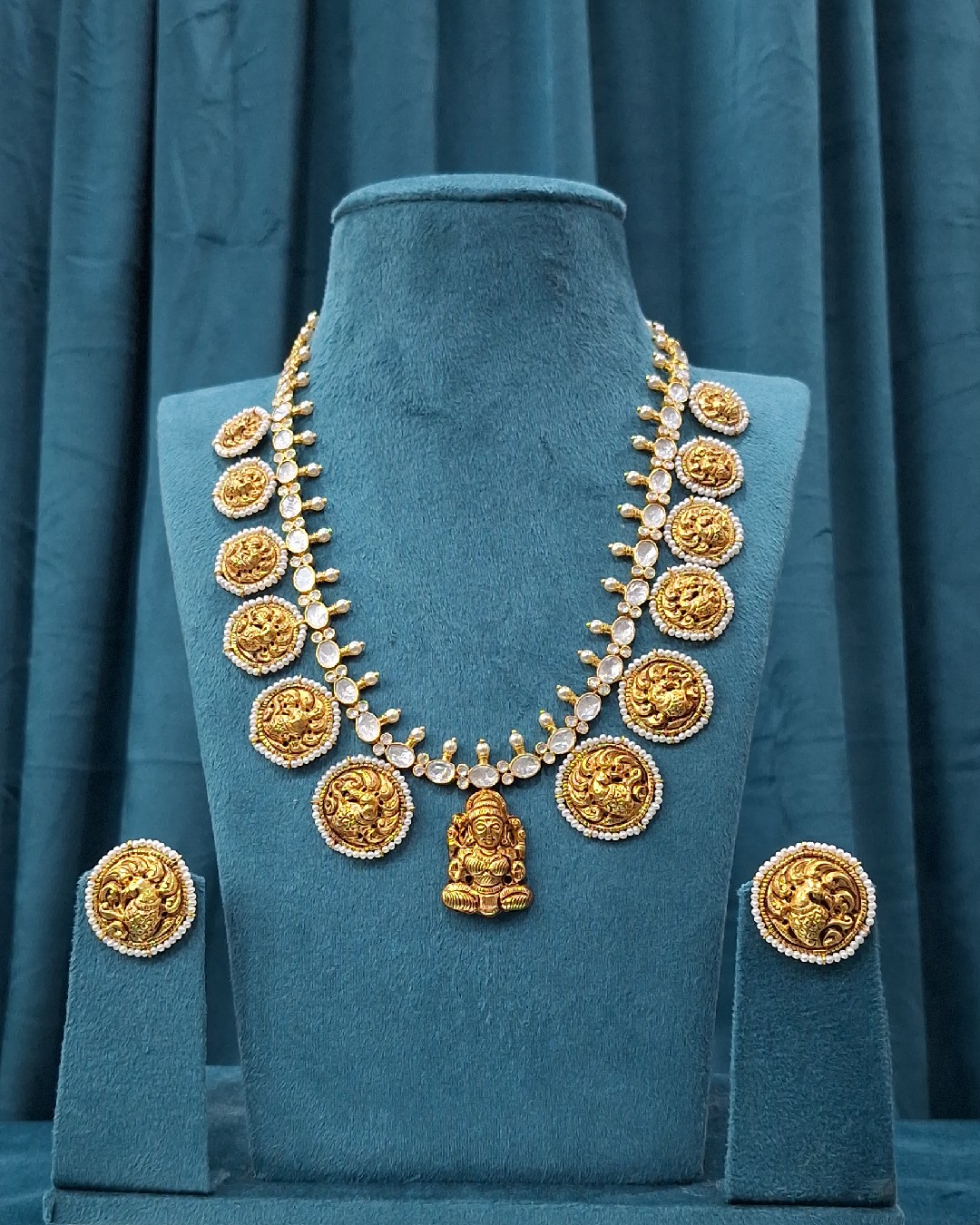 Lakshmi Kasu Heritage Haram Set