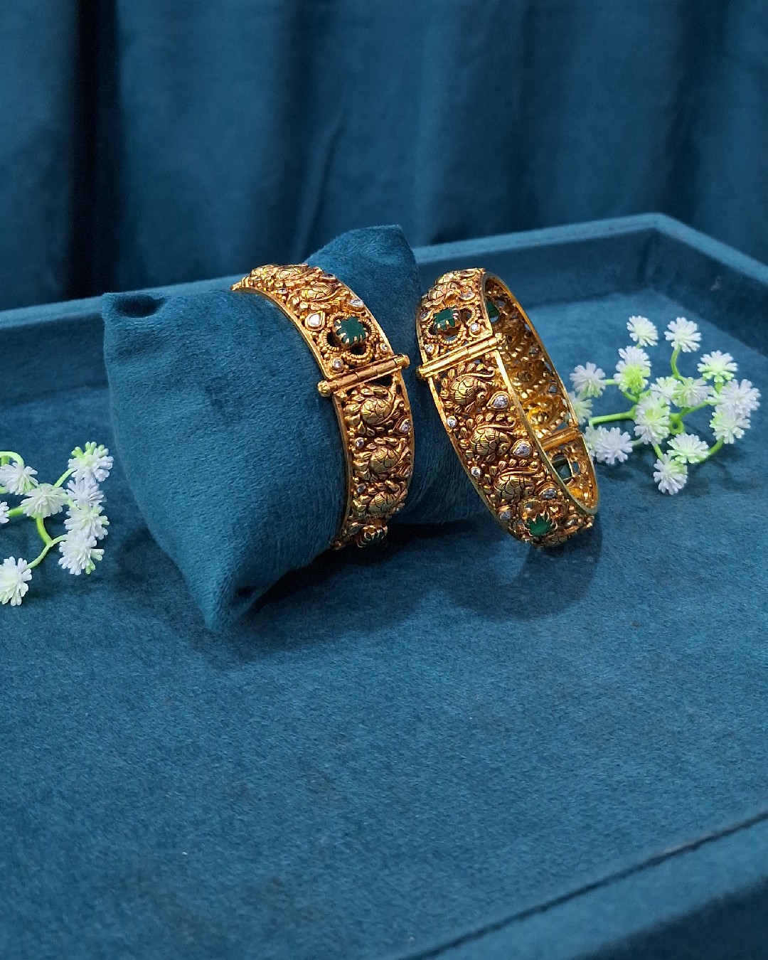 Emerald Peacock Heritage Bangles