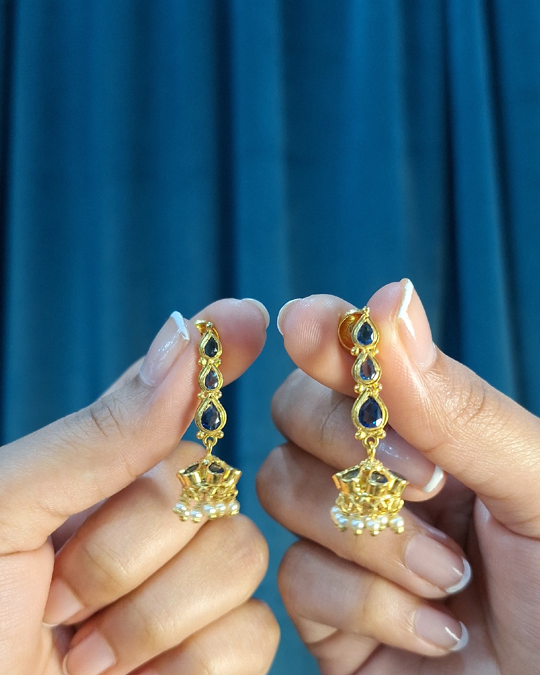 Blue Majesty Pearl Drops