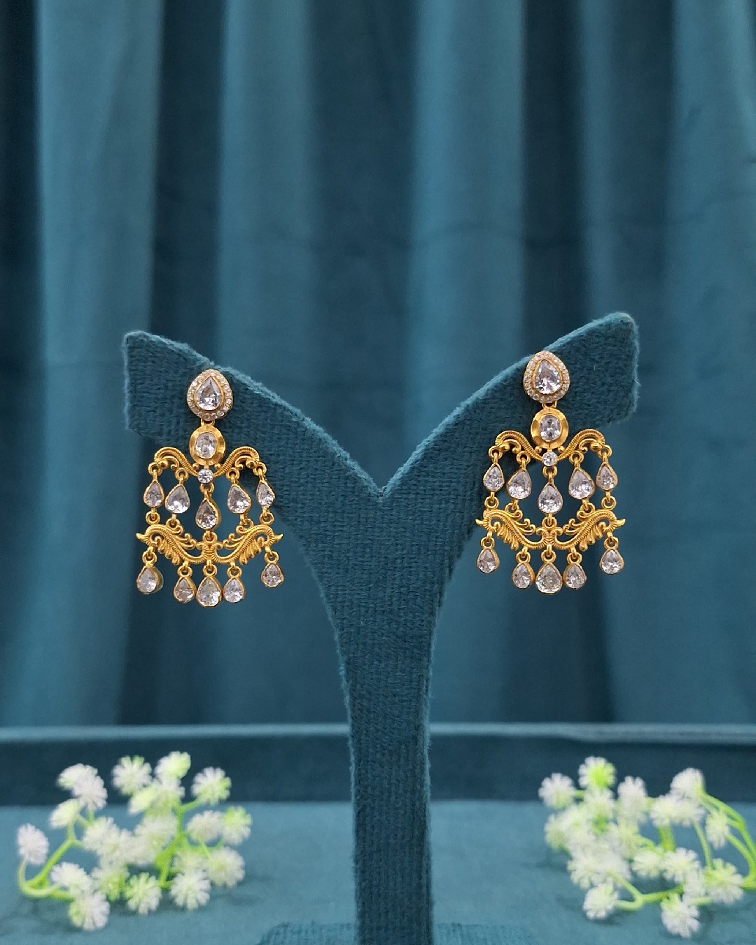 Classic Royal Dangles