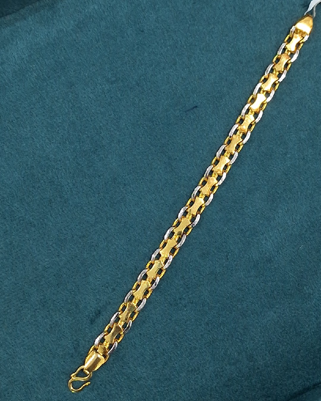 Dual Tone Star Link Bracelet