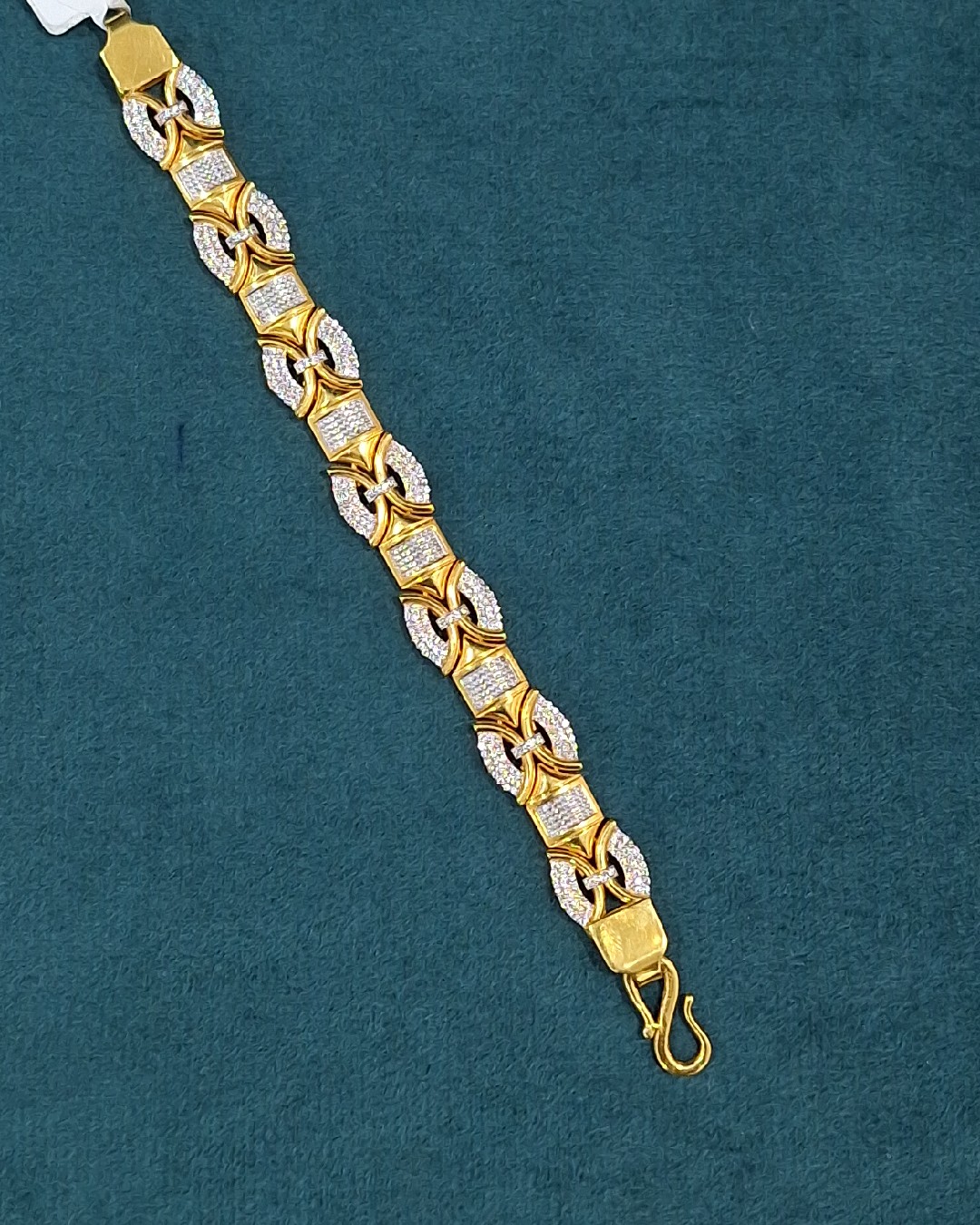 Signature Link Bracelet