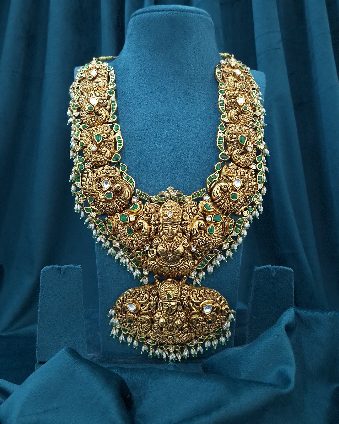 Rani Peacock Nakshi Haram
