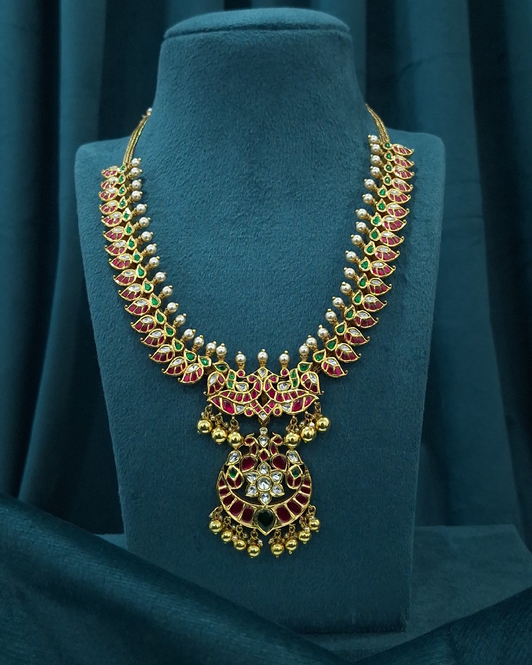 Kundan Mango Necklace with Chand Pendant