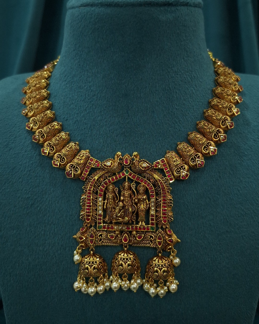 Sri Rama Parivar Nakshi Necklace