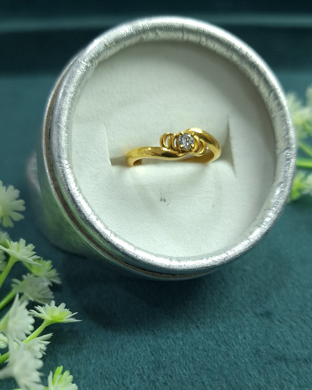 Signity Petal Ring