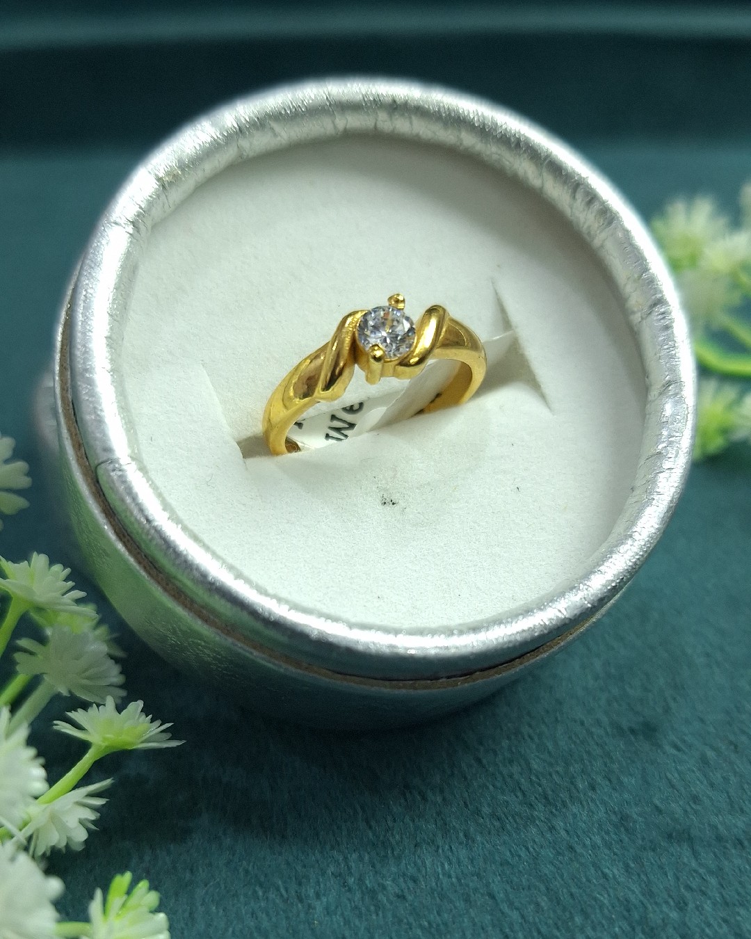 Signity Wave Embrace Ring